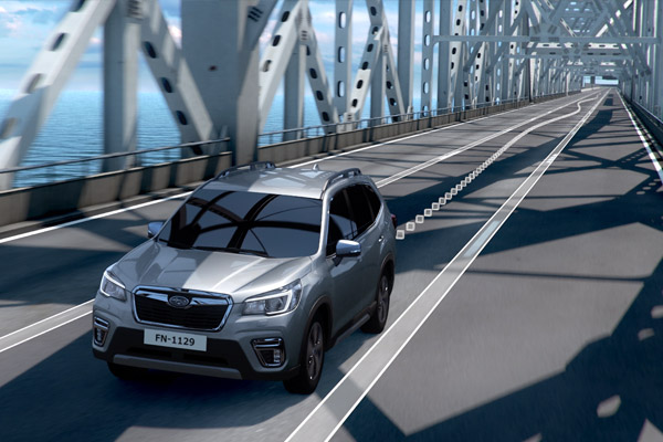 Lane Sway Warning<sup>1</sup>